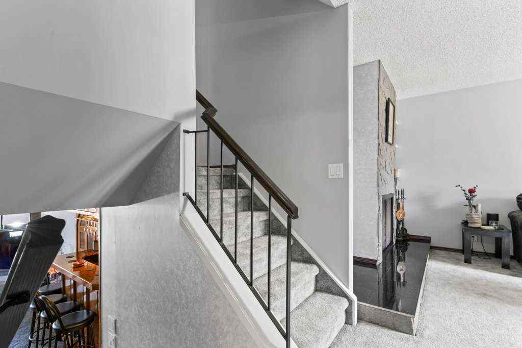 MLS® A2235053 - 40 Beacham Rise NW in Beddington Heights Calgary, Residential