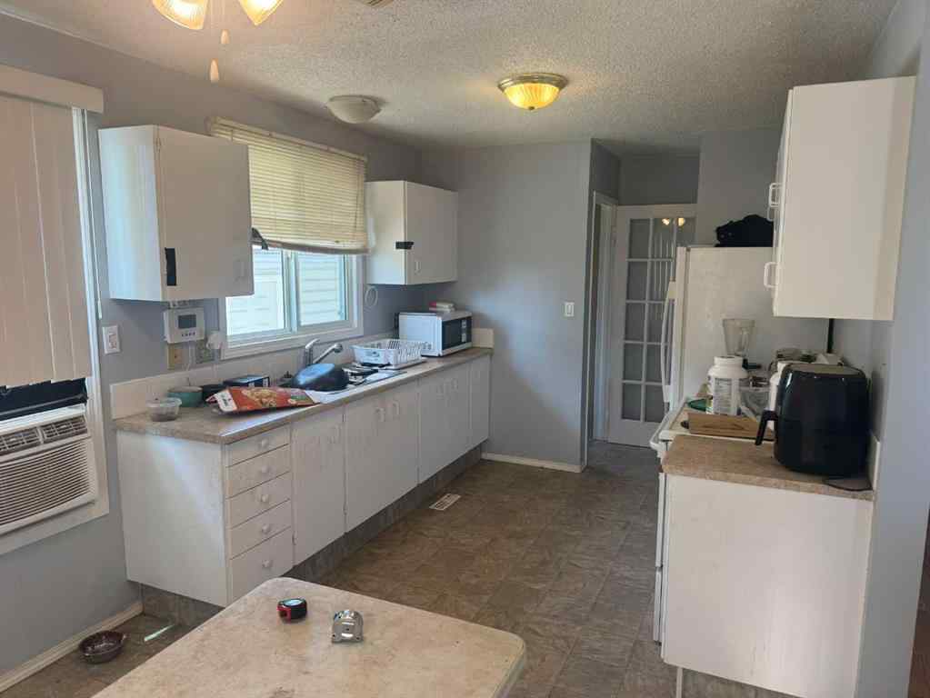 MLS® A2235059 - 4317 54 Street  in NONE Grimshaw, Residential