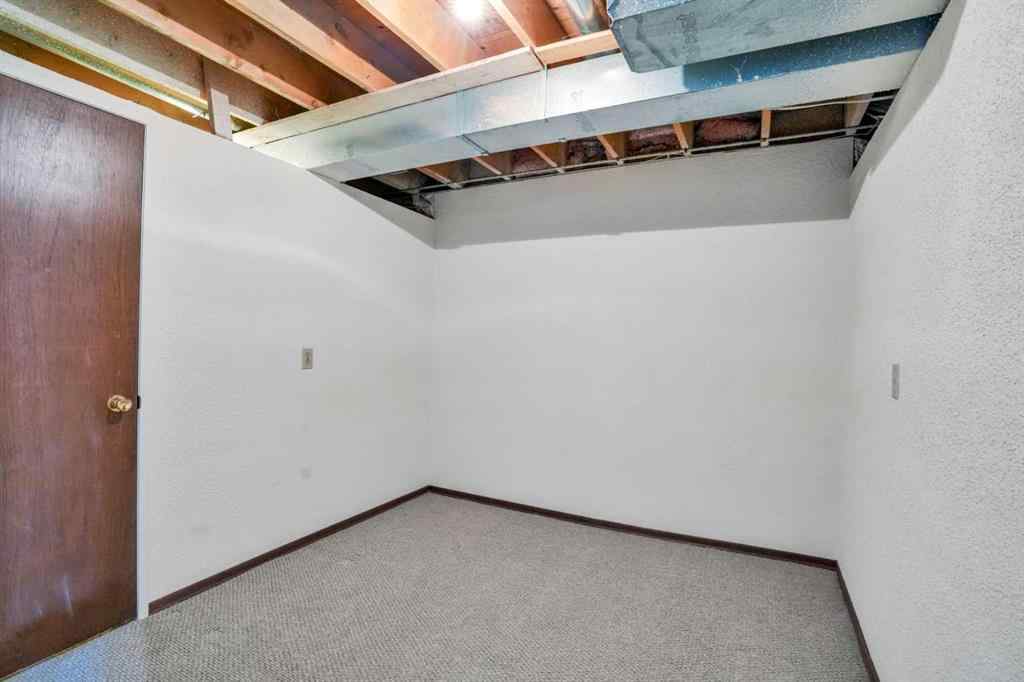 MLS® A2235061 - 344 Templeside Circle NE in Temple Calgary, Residential