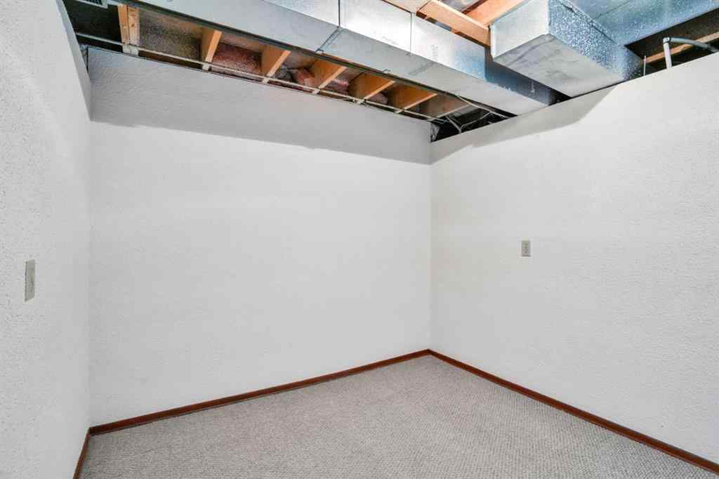 MLS® A2235061 - 344 Templeside Circle NE in Temple Calgary, Residential