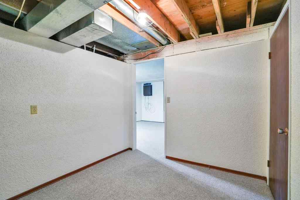 MLS® A2235061 - 344 Templeside Circle NE in Temple Calgary, Residential