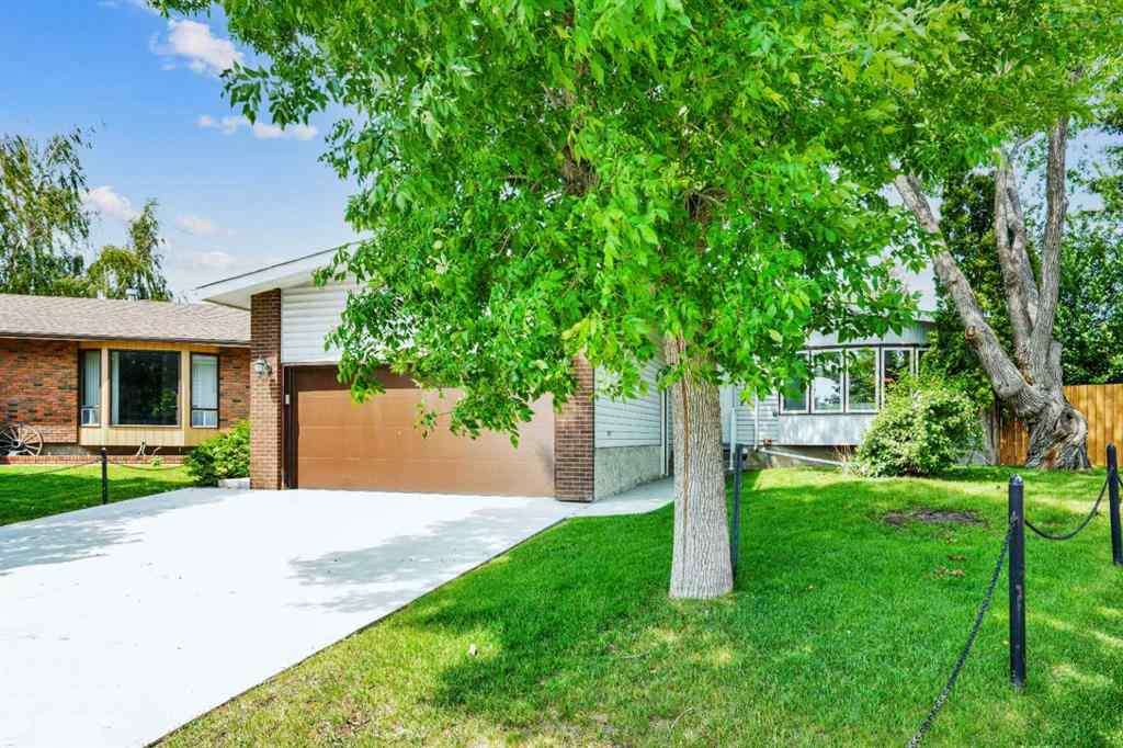 MLS® A2235061 - 344 Templeside Circle NE in Temple Calgary, Residential