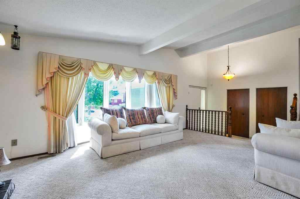 MLS® A2235061 - 344 Templeside Circle NE in Temple Calgary, Residential