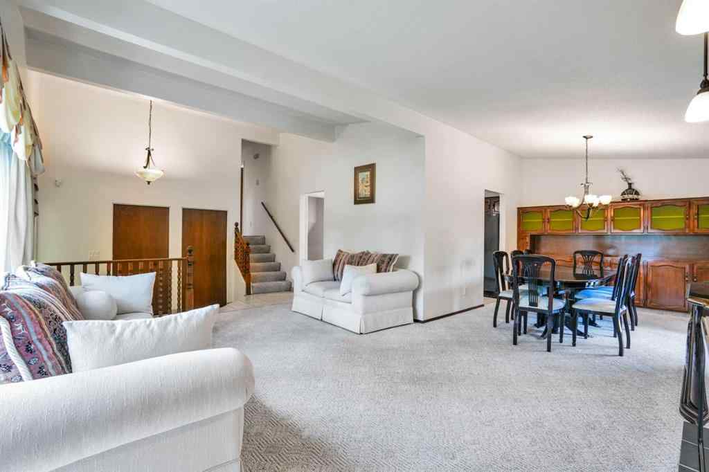 MLS® A2235061 - 344 Templeside Circle NE in Temple Calgary, Residential