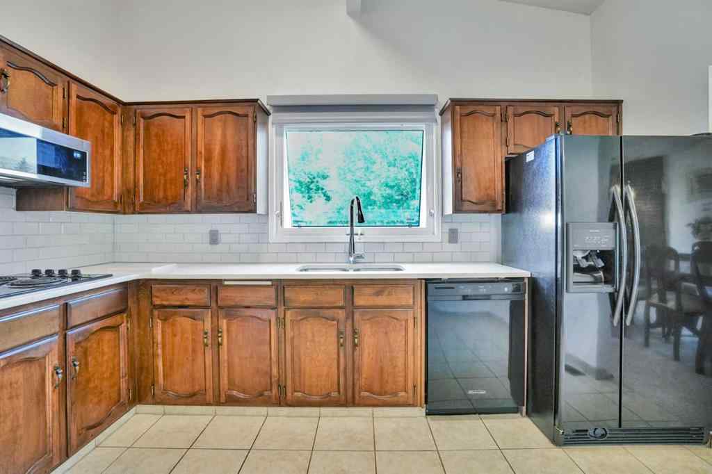 MLS® A2235061 - 344 Templeside Circle NE in Temple Calgary, Residential