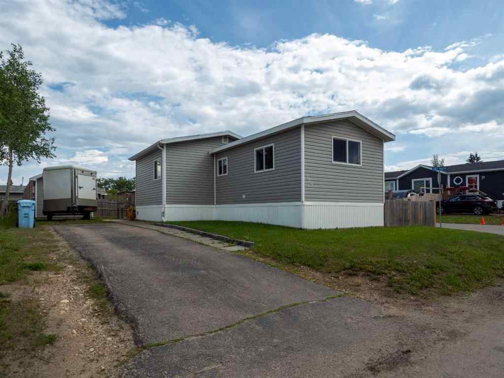 MLS® A2235066 - 129 Grey Crescent  in Gregoire Park Fort McMurray, Residential