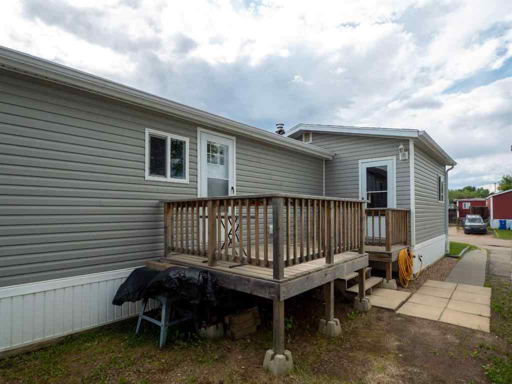 MLS® A2235066 - 129 Grey Crescent  in Gregoire Park Fort McMurray, Residential