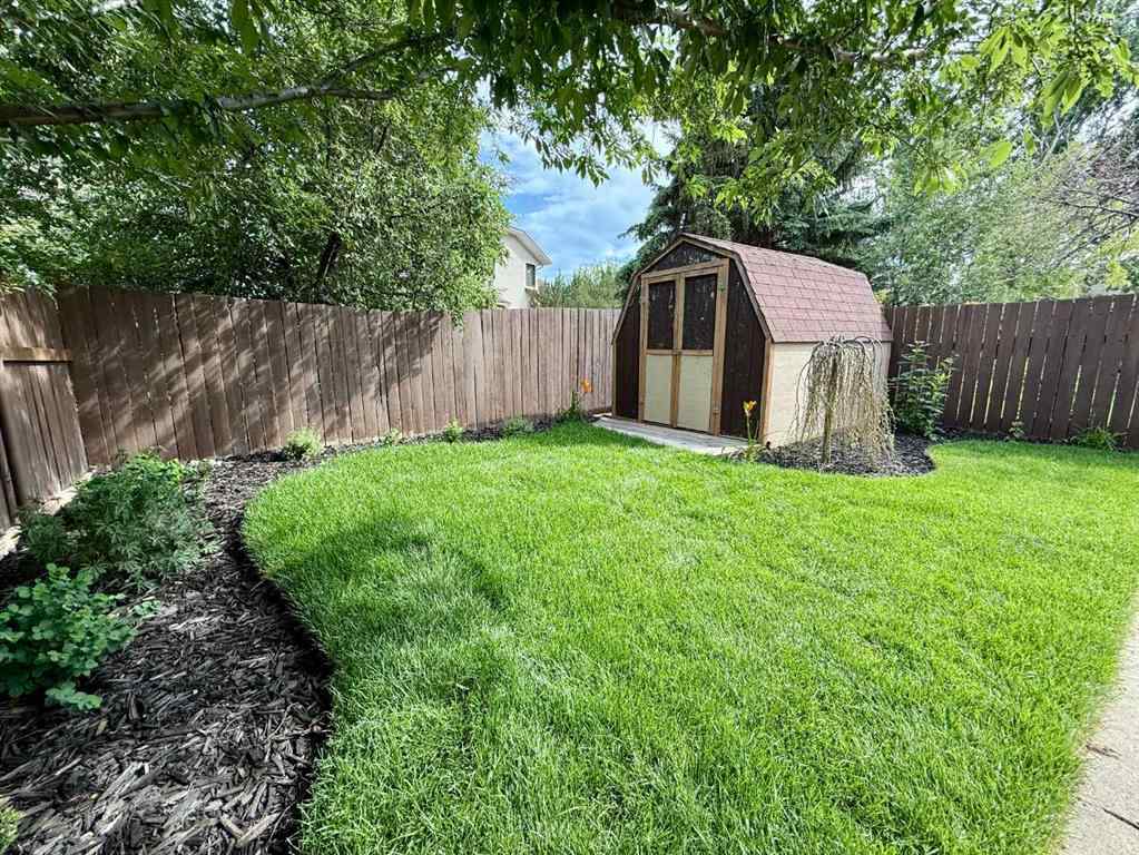 MLS® A2235075 - 113 Cayuga Crescent W in Indian Battle Heights Lethbridge, Residential