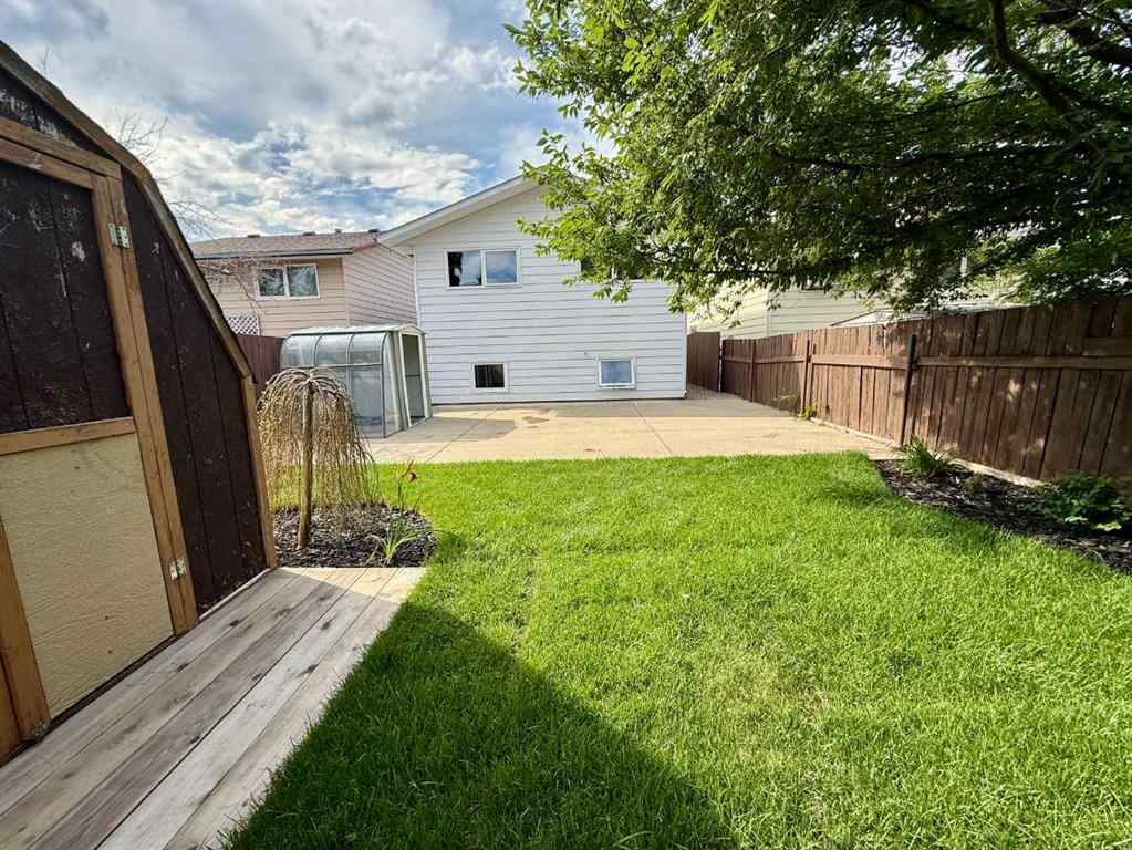 MLS® A2235075 - 113 Cayuga Crescent W in Indian Battle Heights Lethbridge, Residential