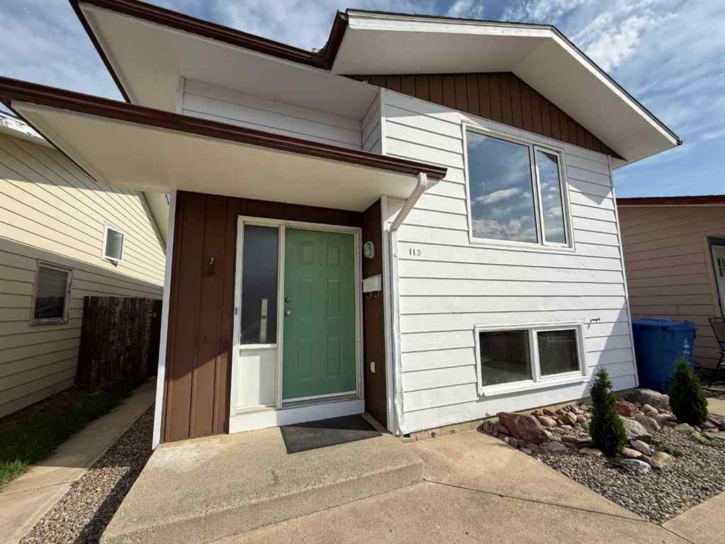MLS® A2235075 - 113 Cayuga Crescent W in Indian Battle Heights Lethbridge, Residential