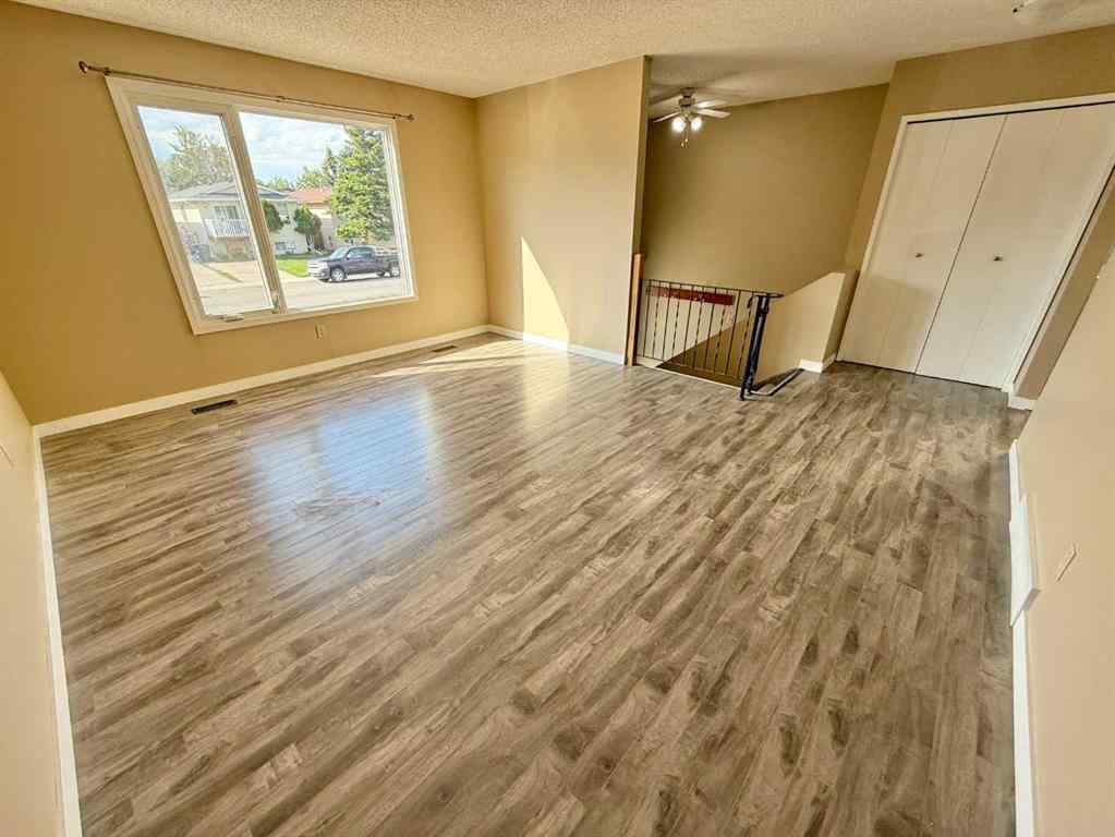 MLS® A2235075 - 113 Cayuga Crescent W in Indian Battle Heights Lethbridge, Residential