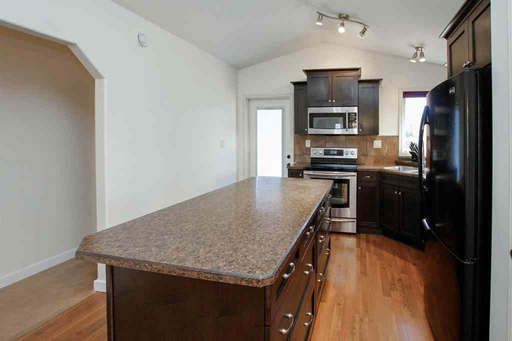 MLS® A2235094 - 82 Ireland Crescent  in Inglewood West Red Deer, Residential