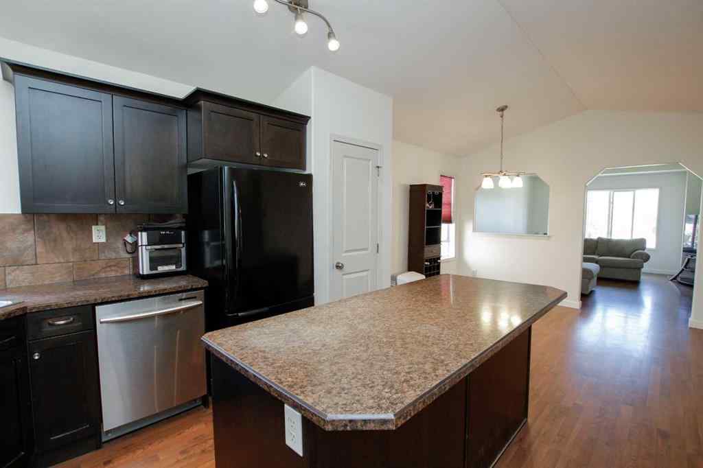 MLS® A2235094 - 82 Ireland Crescent  in Inglewood West Red Deer, Residential