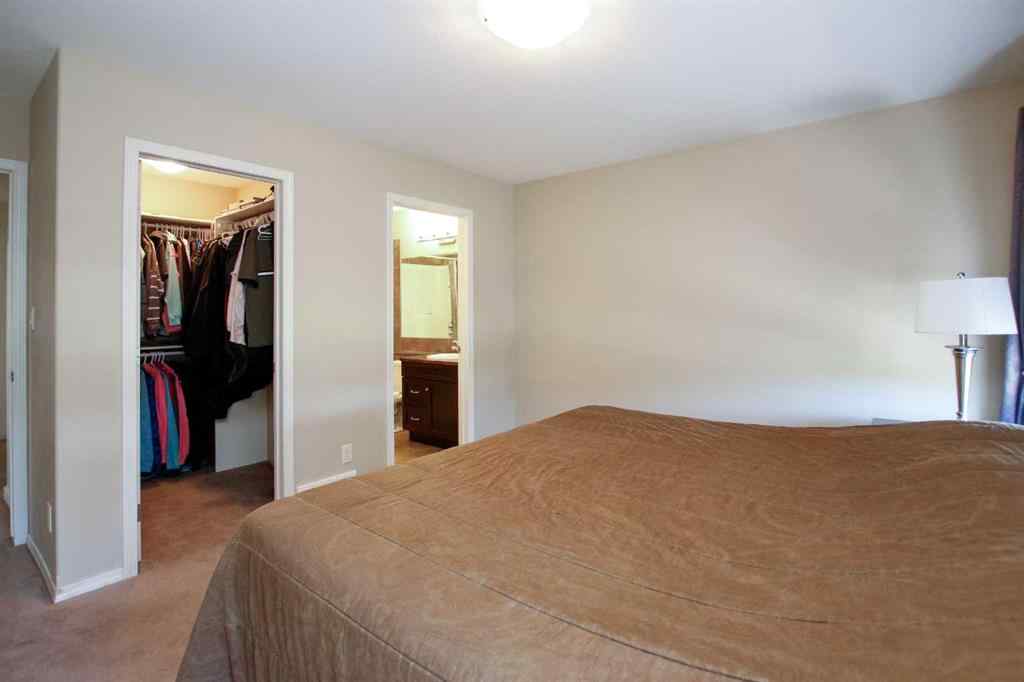 MLS® A2235094 - 82 Ireland Crescent  in Inglewood West Red Deer, Residential