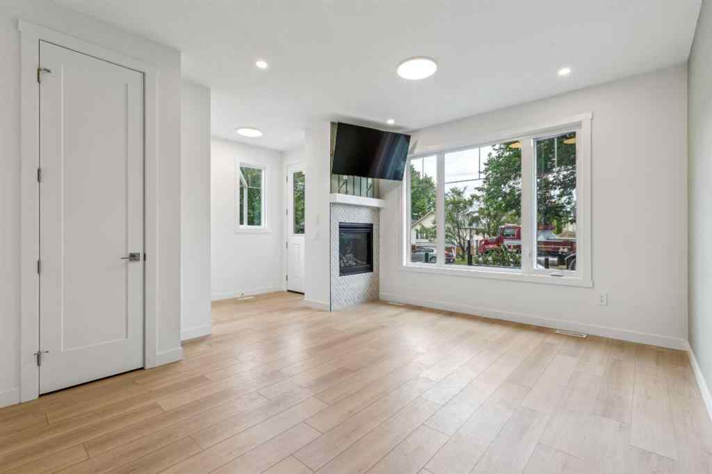 MLS® A2235097 - Unit #1 413 13 Avenue NE in Renfrew Calgary, Residential