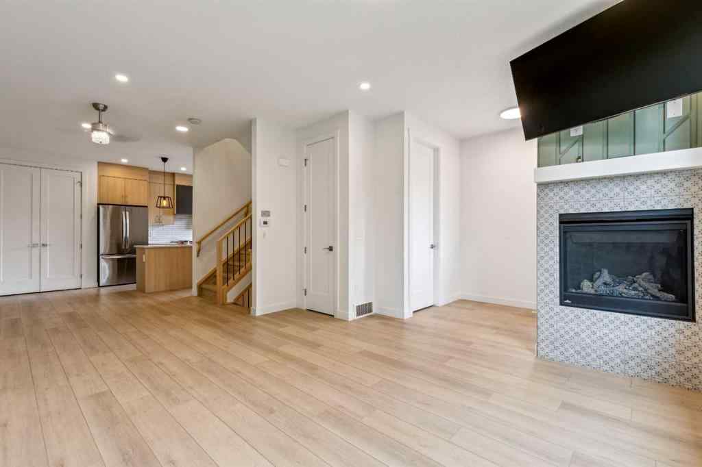 MLS® A2235097 - Unit #1 413 13 Avenue NE in Renfrew Calgary, Residential
