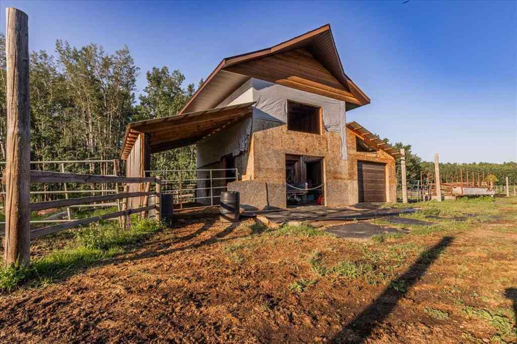 MLS® A2235105 - 453039 RGE ROAD 10   in NONE Rural Wetaskiwin No. 10, County of, Agri-Business