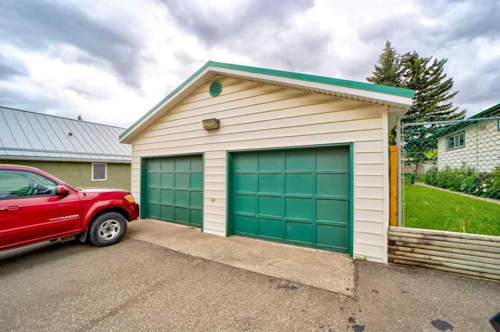 MLS® A2235119 - 8126 20 Avenue  in NONE Coleman, Residential