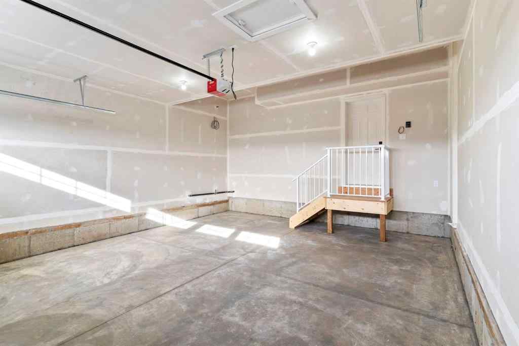 MLS® A2235121 - 315 Kinniburgh Loop  in Kinniburgh South Chestermere, Residential