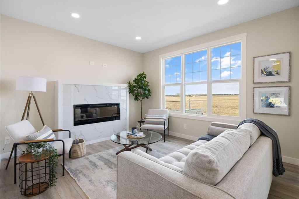 MLS® A2235121 - 315 Kinniburgh Loop  in Kinniburgh South Chestermere, Residential