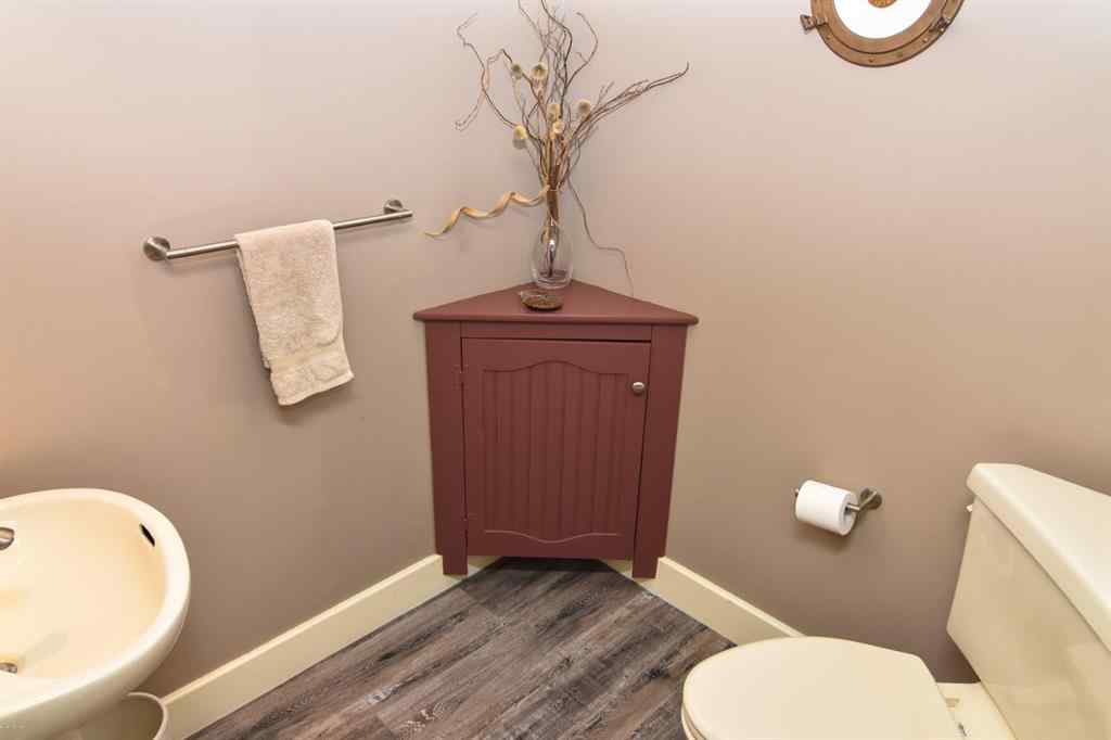 MLS® A2235144 - 30070 Range Road 51   in NONE Rural Mountain View County, Residential