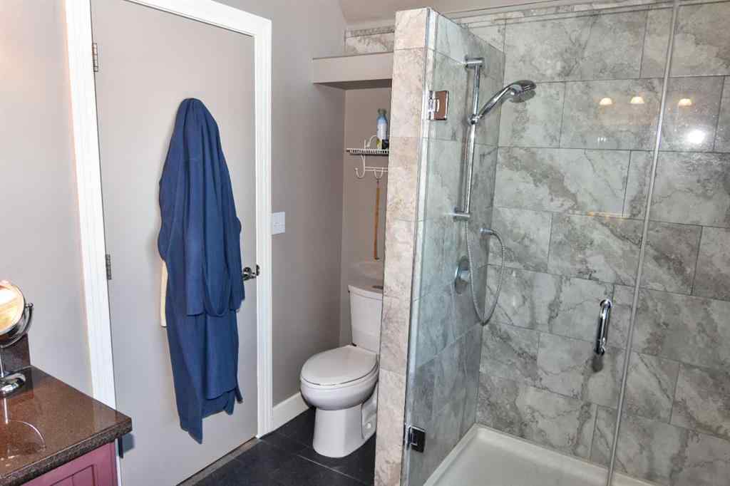 MLS® A2235144 - 30070 Range Road 51   in NONE Rural Mountain View County, Residential
