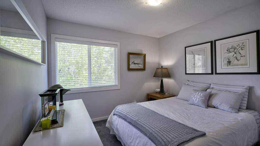 MLS® A2235147 - 244 Heritage Bay  in Heritage Hills Cochrane, Residential