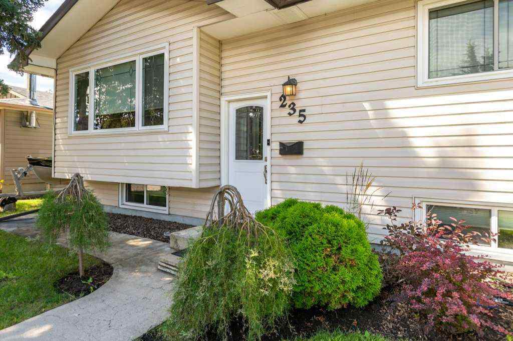 MLS® A2235157 - 235 Allan Crescent SE in Acadia Calgary, Residential