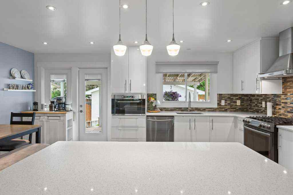 MLS® A2235157 - 235 Allan Crescent SE in Acadia Calgary, Residential