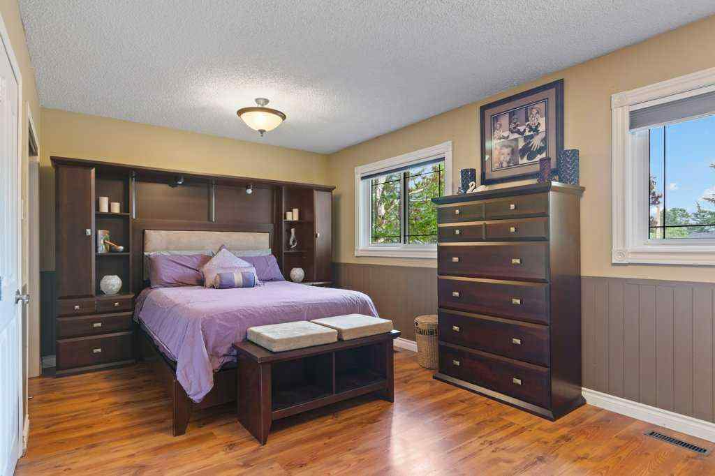 MLS® A2235157 - 235 Allan Crescent SE in Acadia Calgary, Residential