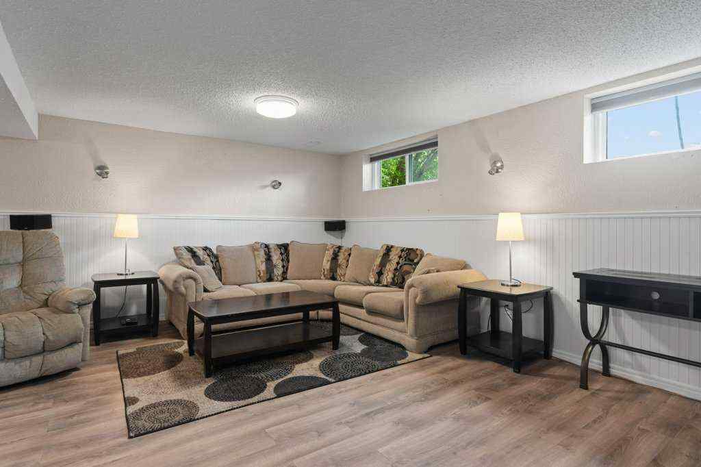 MLS® A2235157 - 235 Allan Crescent SE in Acadia Calgary, Residential