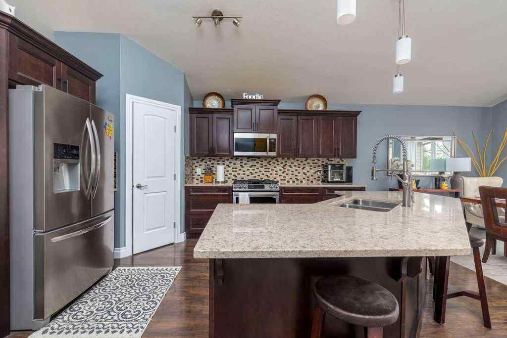 MLS® A2235158 - 1802 59B Avenue Close  in Lakeside Lloydminster, Residential
