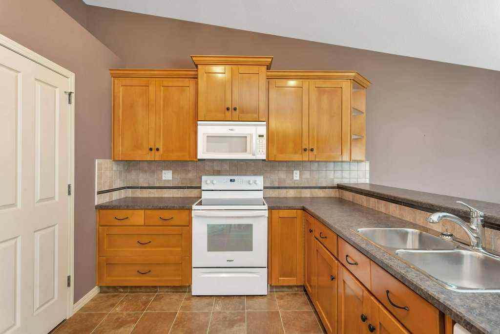 MLS® A2235172 - 4721 58 Avenue  in NONE Rimbey, Residential