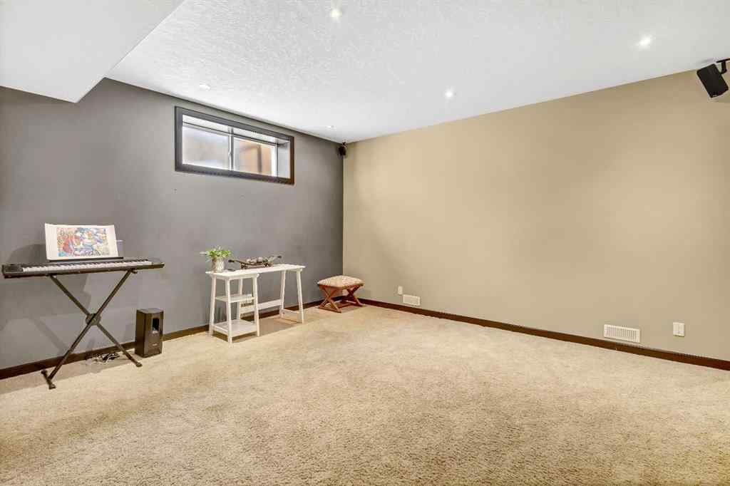 MLS® A2235182 - 84 Sherwood Rise NW in Sherwood Calgary, Residential