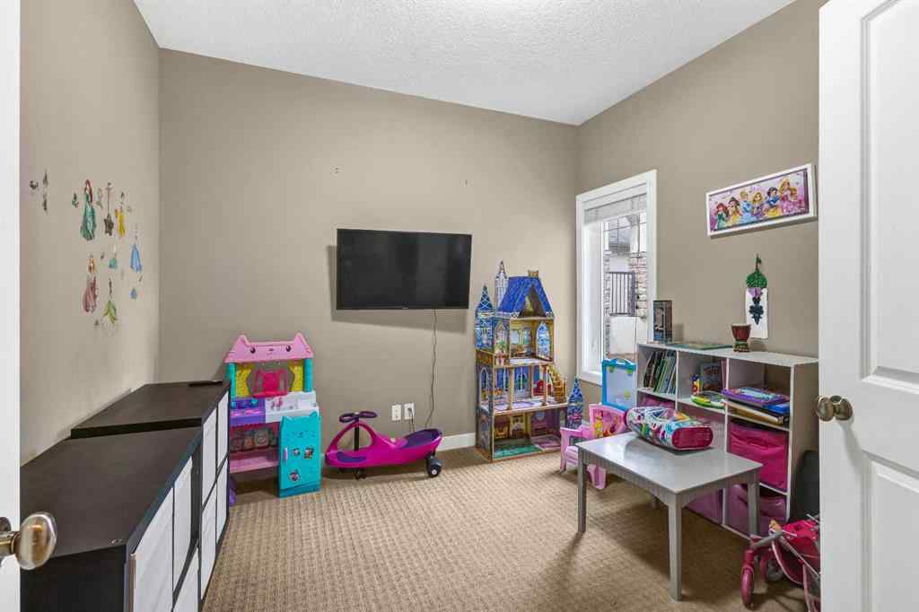 MLS® A2235182 - 84 Sherwood Rise NW in Sherwood Calgary, Residential