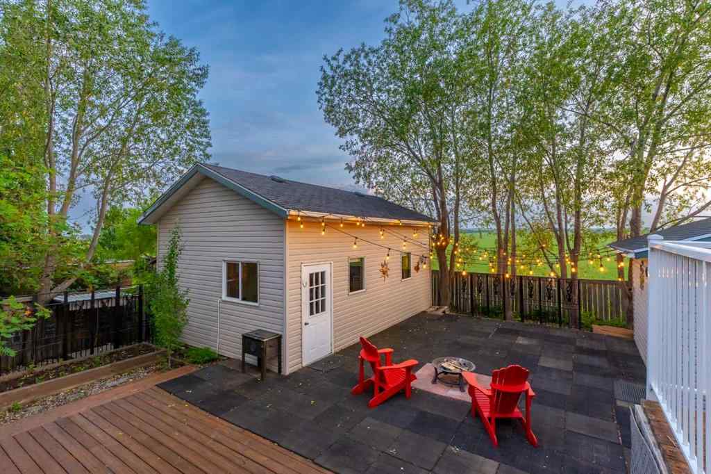 MLS® A2235217 - 424 Sunset Link  in NONE Crossfield, Residential