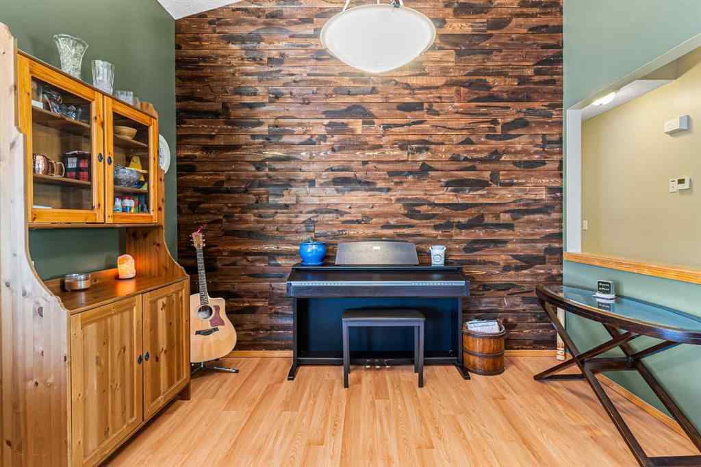 MLS® A2235217 - 424 Sunset Link  in NONE Crossfield, Residential