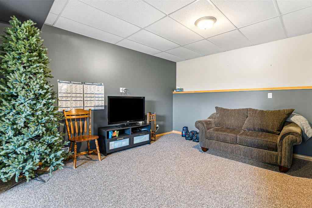 MLS® A2235217 - 424 Sunset Link  in NONE Crossfield, Residential