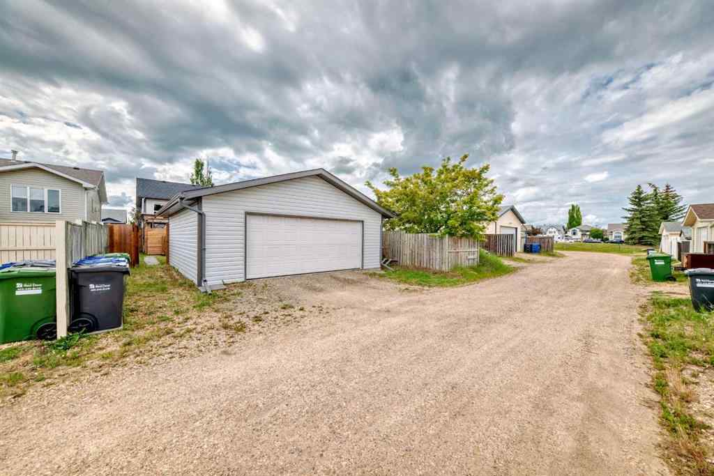 MLS® A2235227 - 32 Dynes Street  in Devonshire Red Deer, Residential