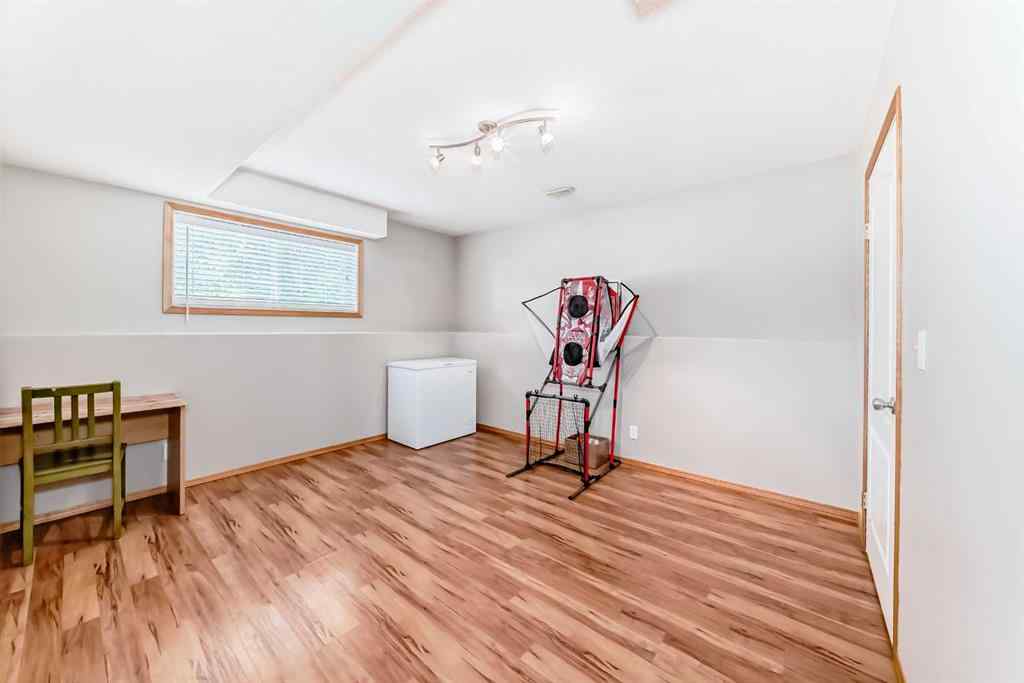 MLS® A2235227 - 32 Dynes Street  in Devonshire Red Deer, Residential
