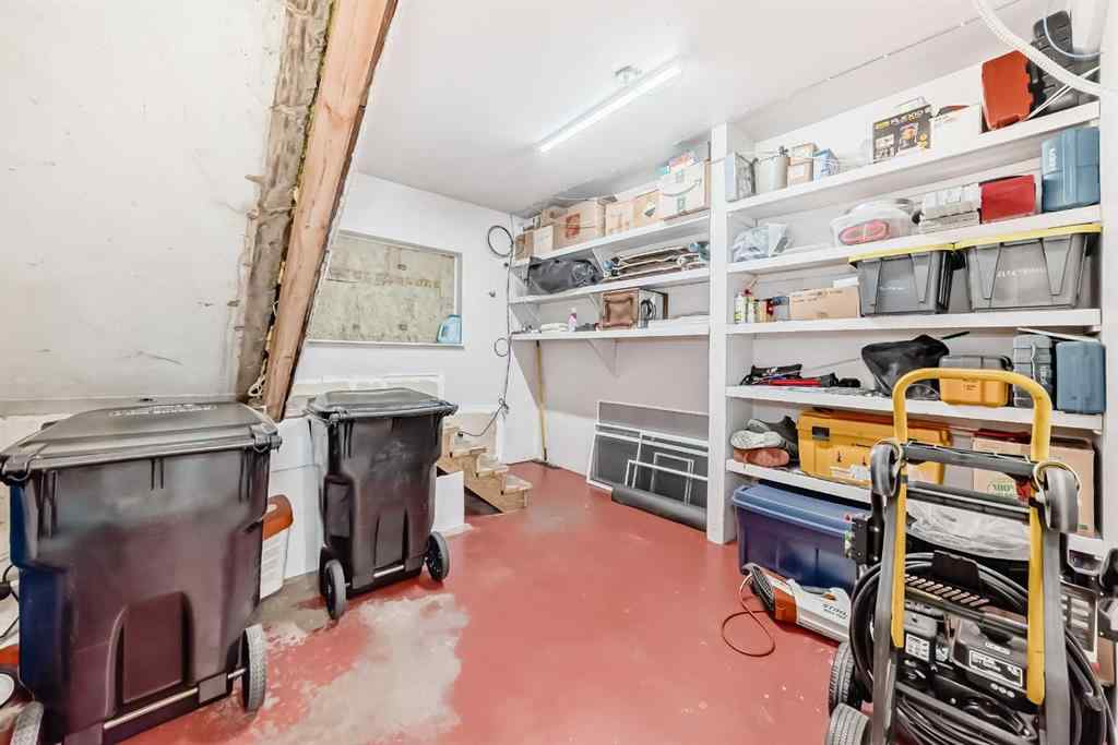 MLS® A2235228 - 2415 9 Avenue NW in West Hillhurst Calgary, Residential