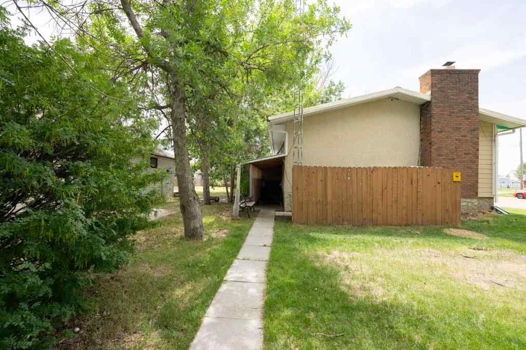 MLS® A2235232 - 17 2 Street  in NONE Champion, Residential