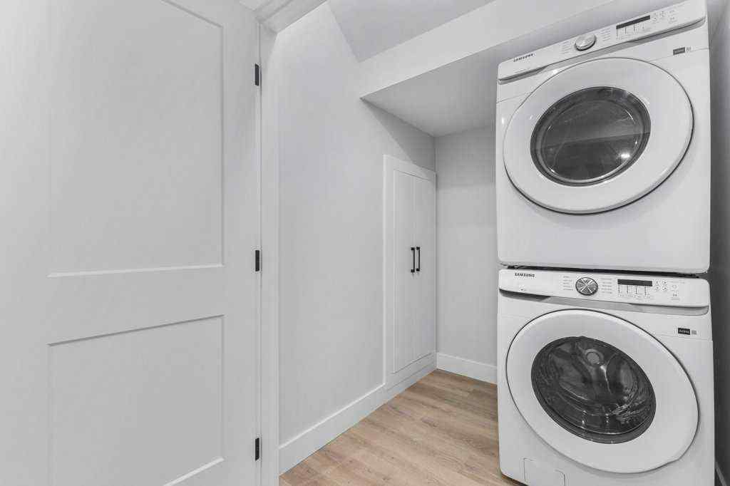 MLS® A2235233 - 1528 18th Avenue NW in Capitol Hill Calgary, Residential