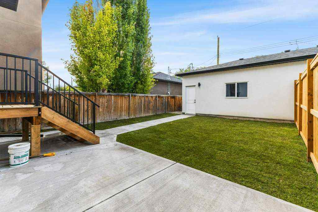 MLS® A2235233 - 1528 18th Avenue NW in Capitol Hill Calgary, Residential