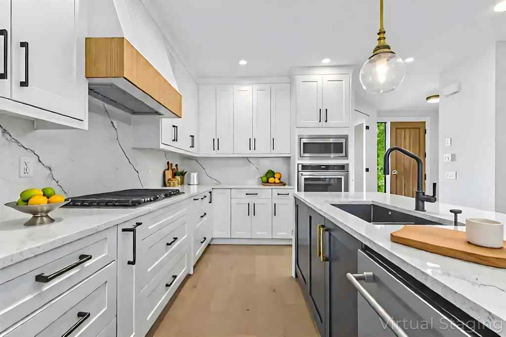 MLS® A2235233 - 1528 18th Avenue NW in Capitol Hill Calgary, Residential