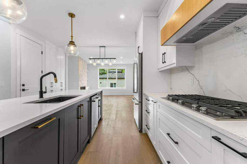 MLS® A2235233 - 1528 18th Avenue NW in Capitol Hill Calgary, Residential