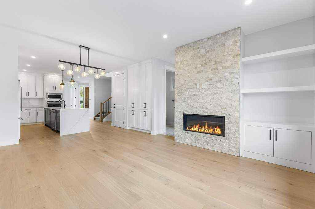 MLS® A2235233 - 1528 18th Avenue NW in Capitol Hill Calgary, Residential