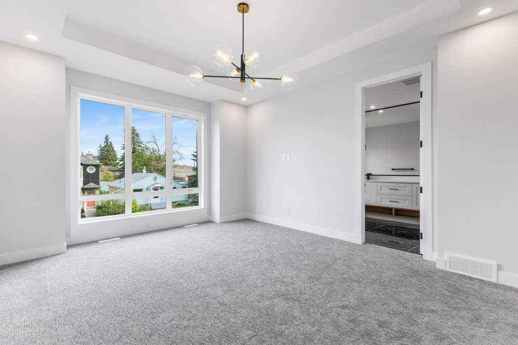 MLS® A2235233 - 1528 18th Avenue NW in Capitol Hill Calgary, Residential