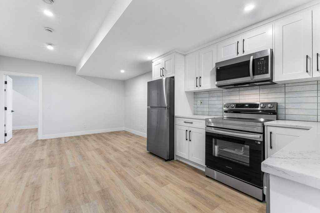 MLS® A2235233 - 1528 18th Avenue NW in Capitol Hill Calgary, Residential
