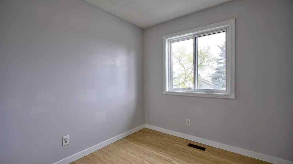 MLS® A2235243 - 124 Riverbrook Way SE in Riverbend Calgary, Residential